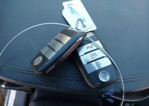 2014 Kia Sorento Limited V6 z USA, uszkodzony, nr VIN 5XYKWDA77EG451583